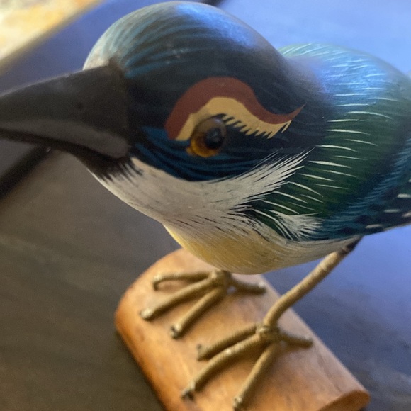 Hand Carved / Hand painted Nuthatch Bird - Picture 1 of 11